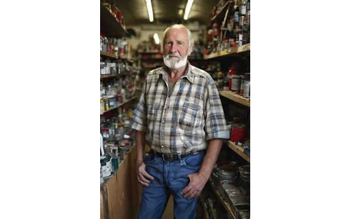 Preview of An older man with a white (JPEG q25)