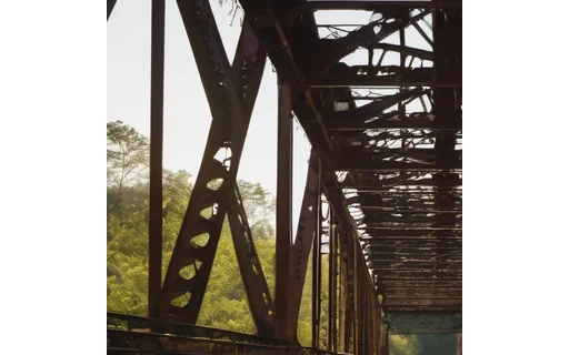 Preview of L bridge: clean plate (ground truth)