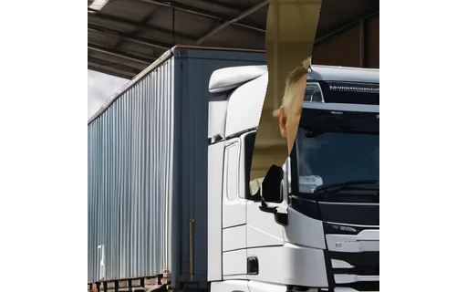 Preview of V truck artic: object composited in